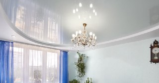Глянцевый потолок Нововоронеж, цена от 4471 руб.